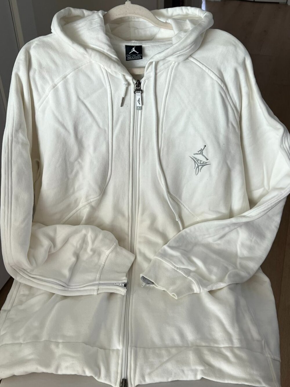 2006 Jordan Brand Carmelo Anthony "Melo" White Hooded Jacket